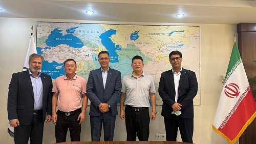 جلسه مدیران ارشد شرکت راه آهن حمل و نقل با همتایان خود از یک شرکت چینی